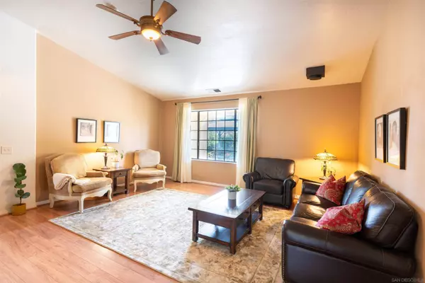 1277 Valentine Ln, Fallbrook, CA 92028