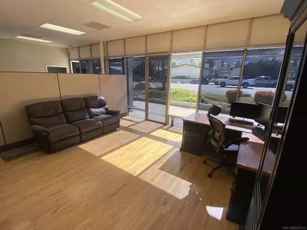 1277 N Cuyamaca St, El Cajon, CA 92020