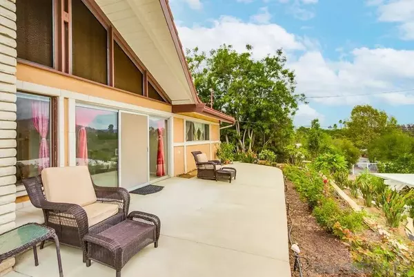 732 Hamilton Lane, Fallbrook, CA 92028