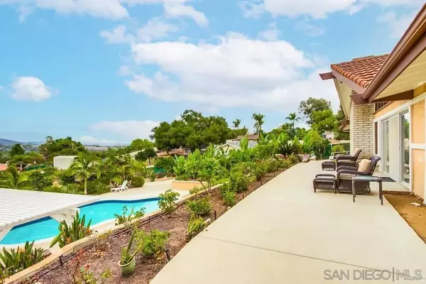 732 Hamilton Lane, Fallbrook, CA 92028