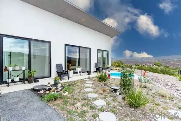 1615 Vista Del Lago, Fallbrook, CA 92028