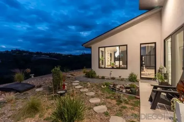 1615 Vista Del Lago, Fallbrook, CA 92028