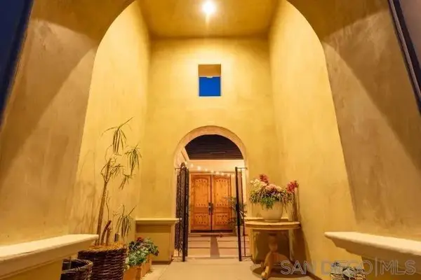 41770 Knoll Vista Lane, Temecula, CA 92592