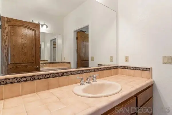 4417 Fallsbrae Road, Fallbrook, CA 92028