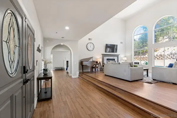 1696 Gil Way, Vista, CA 92084