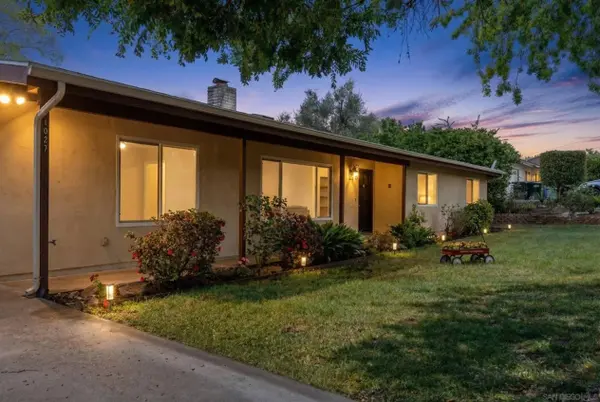 1027 Pepper Tree Lane, Fallbrook, CA 92028