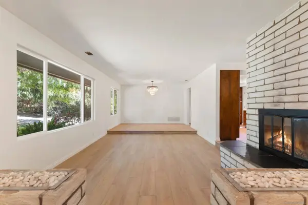 1027 Pepper Tree Lane, Fallbrook, CA 92028