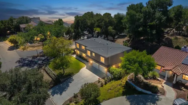 28108 Mountain Meadow Road, Escondido, CA 92026