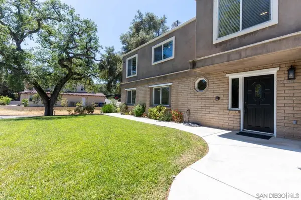 28108 Mountain Meadow Road, Escondido, CA 92026