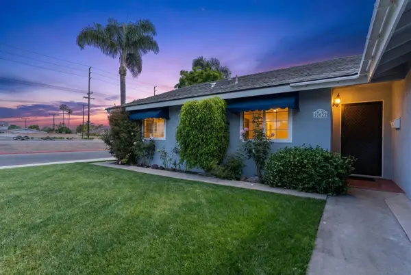 20022 Cove Circle, Huntington Beach, CA 92646