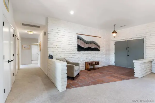 2422 Peet Lane, Escondido, CA 92025