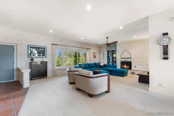 2422 Peet Lane, Escondido, CA 92025