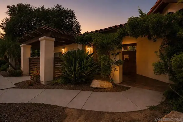 937 Pepper Tree Lane, Fallbrook, CA 92028