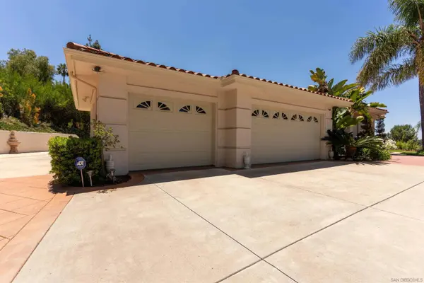 3537 Rosa Way, Fallbrook, CA 92028