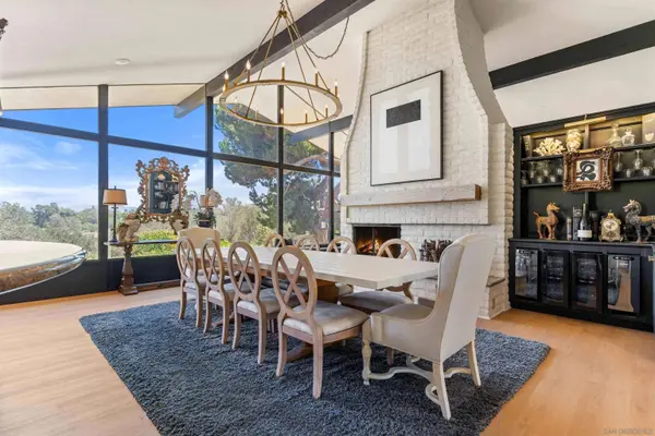 111 Morro Hills Road, Fallbrook, CA 92028