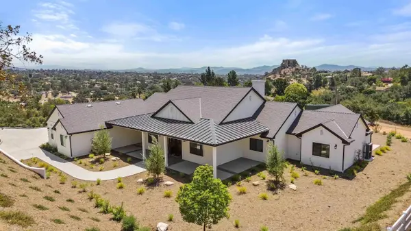 575 Twin Country Lane