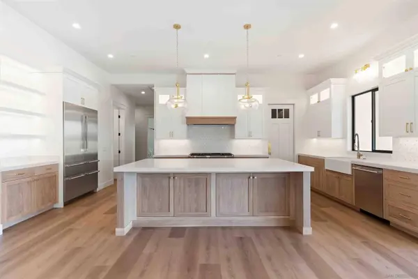 575 Twin Country Lane, Fallbrook, CA 92028