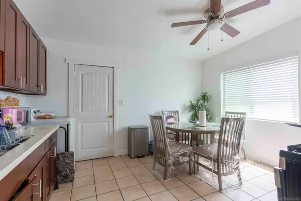 5484-88 Santa Margarita Street, San Diego, CA 92114