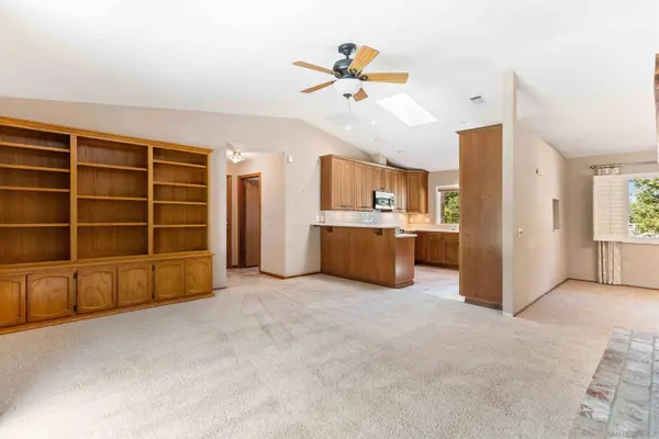 1044 Capra Way, Fallbrook, CA 92028