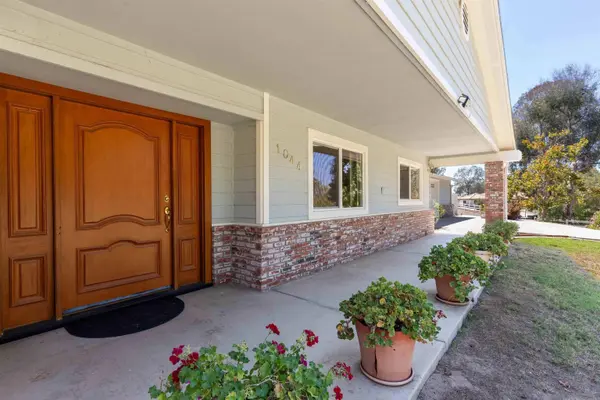 1044 Capra Way, Fallbrook, CA 92028
