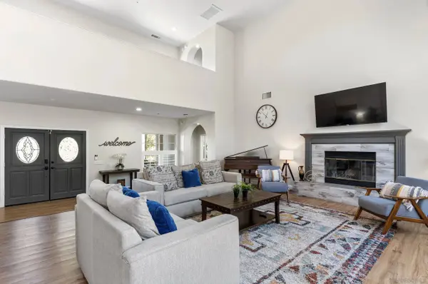 1696 Gil Way, Vista, CA 92084