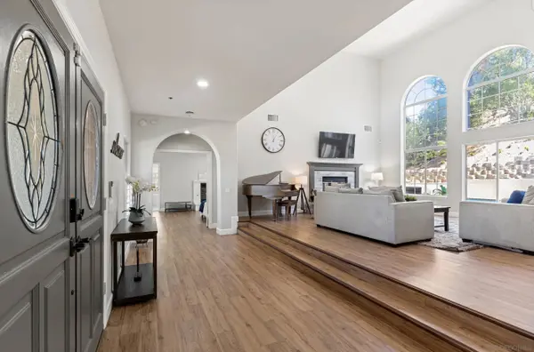 1696 Gil Way, Vista, CA 92084