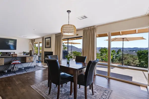 1359 Knoll Park Lane, Fallbrook, CA 92028