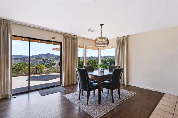 1359 Knoll Park Lane, Fallbrook, CA 92028