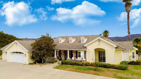 991 River Oaks