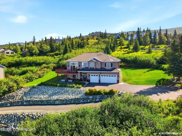 17041 Briarcliff Pointe CIR, Anchorage, AK 99516