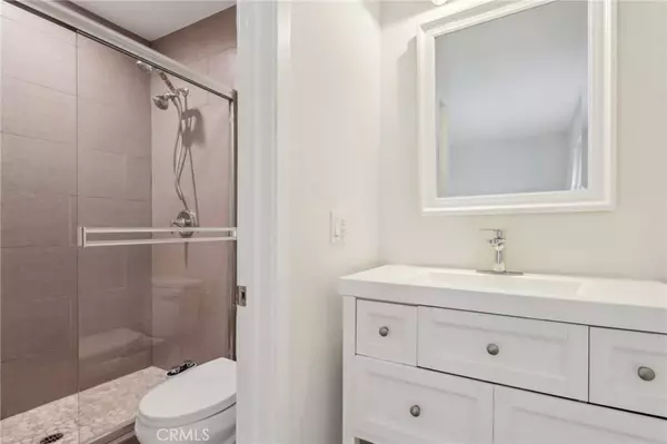 28512 Conejo View DR, Agoura Hills, CA 91301