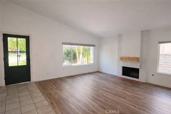 25444 Via Pacifica, Valencia, CA 91355