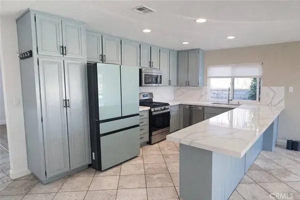 25444 Via Pacifica, Valencia, CA 91355