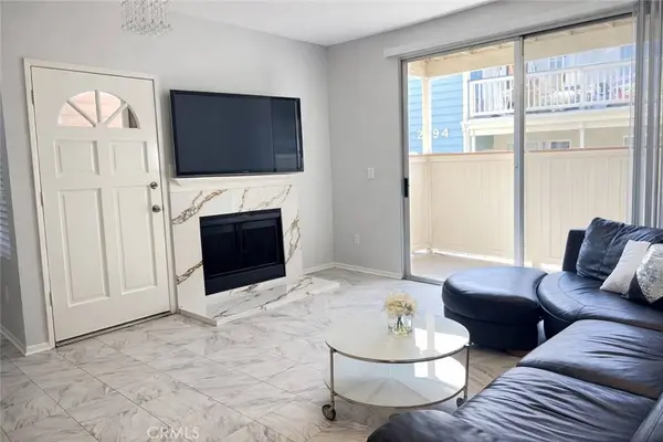 2456 Pleasant WAY #A, Thousand Oaks, CA 91362