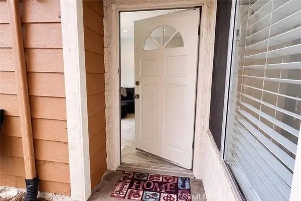 2456 Pleasant WAY #A, Thousand Oaks, CA 91362