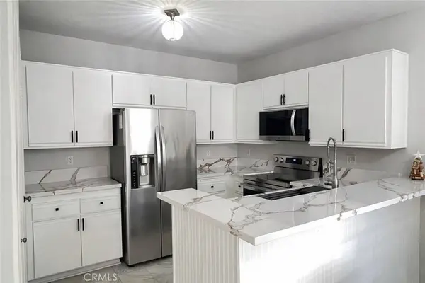 2456 Pleasant WAY #A, Thousand Oaks, CA 91362