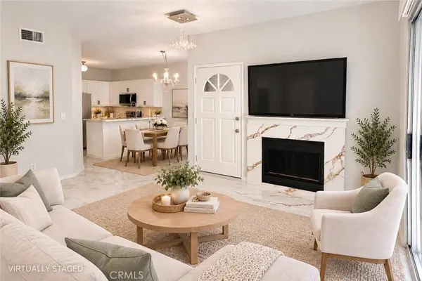 2456 Pleasant WAY #A, Thousand Oaks, CA 91362