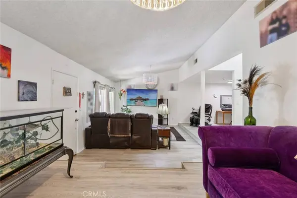 10161 Larwin AVE #3, Chatsworth, CA 91311