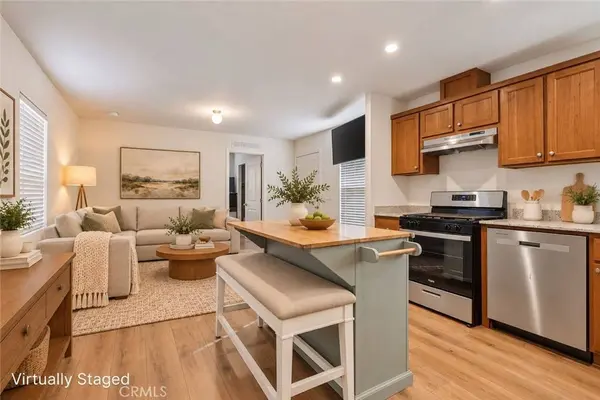 2099 James CT #64, Thousand Oaks, CA 91362