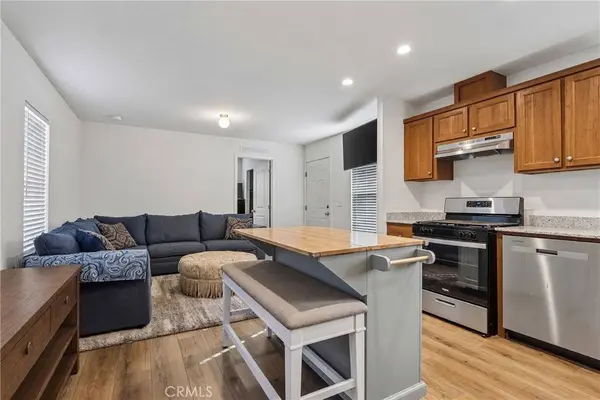 2099 James CT #64, Thousand Oaks, CA 91362