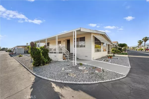 1525 W Oakland Avenue #50, Hemet, CA 92545