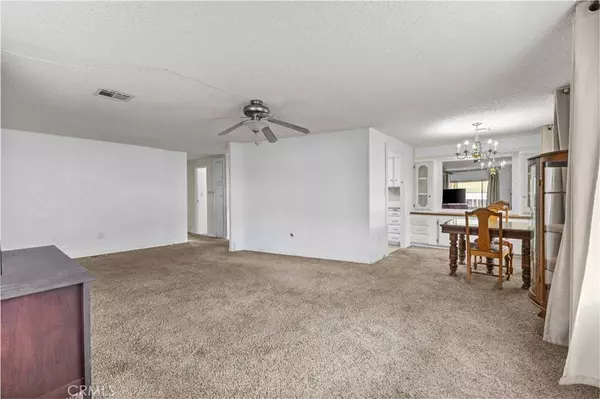 725 W Thornton AVE #97, Hemet, CA 92543