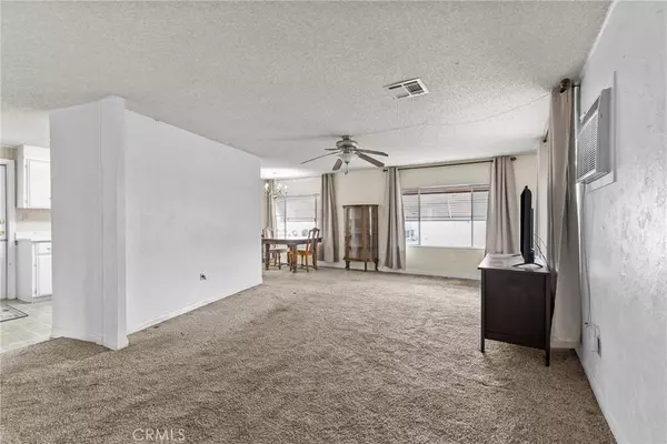 725 W Thornton AVE #97, Hemet, CA 92543