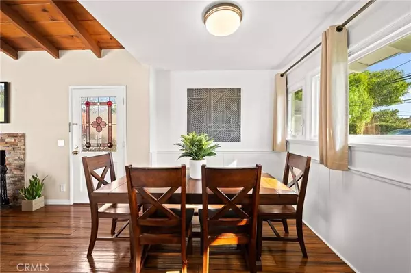 2689 Santa Ana, Costa Mesa, CA 92627