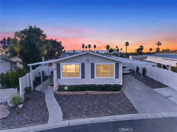 1536 S State Street, Hemet, CA 92543