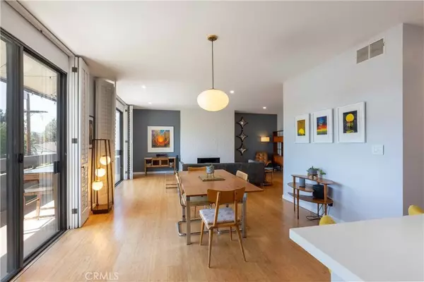 11322 Camarillo ST #204, North Hollywood, CA 91602