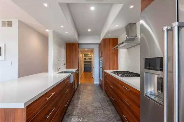 11322 Camarillo ST #204, North Hollywood, CA 91602