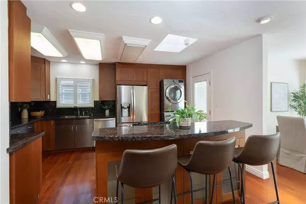 3079 N Bellflower BLVD, Long Beach, CA 90808