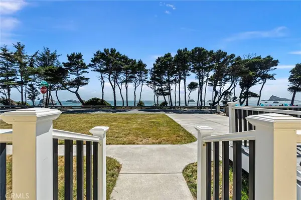 424 N Pebble Beach, Crescent City, CA 95531
