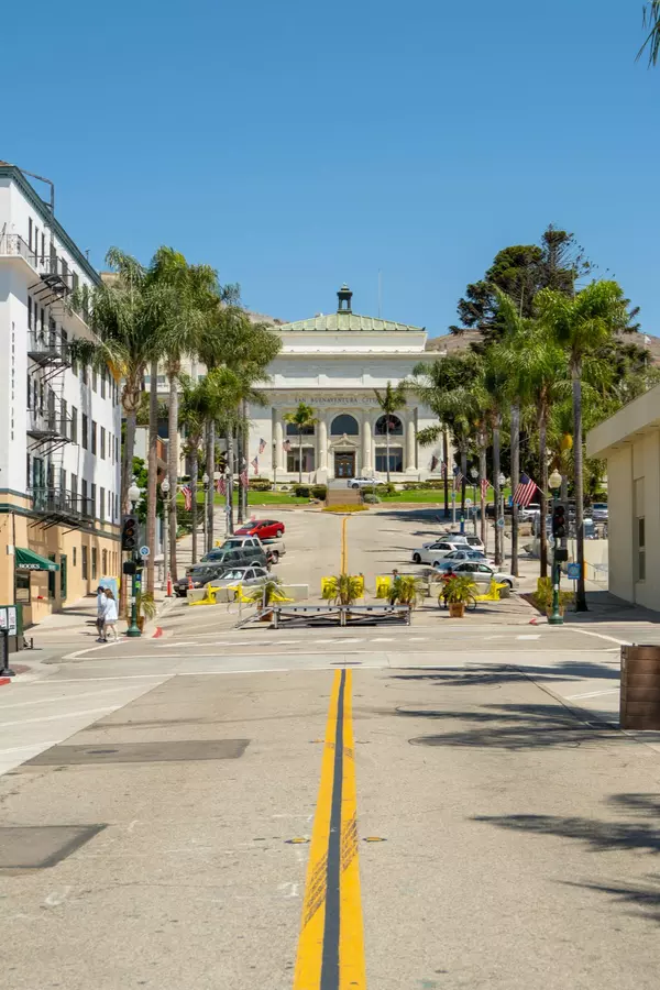 city hall vta